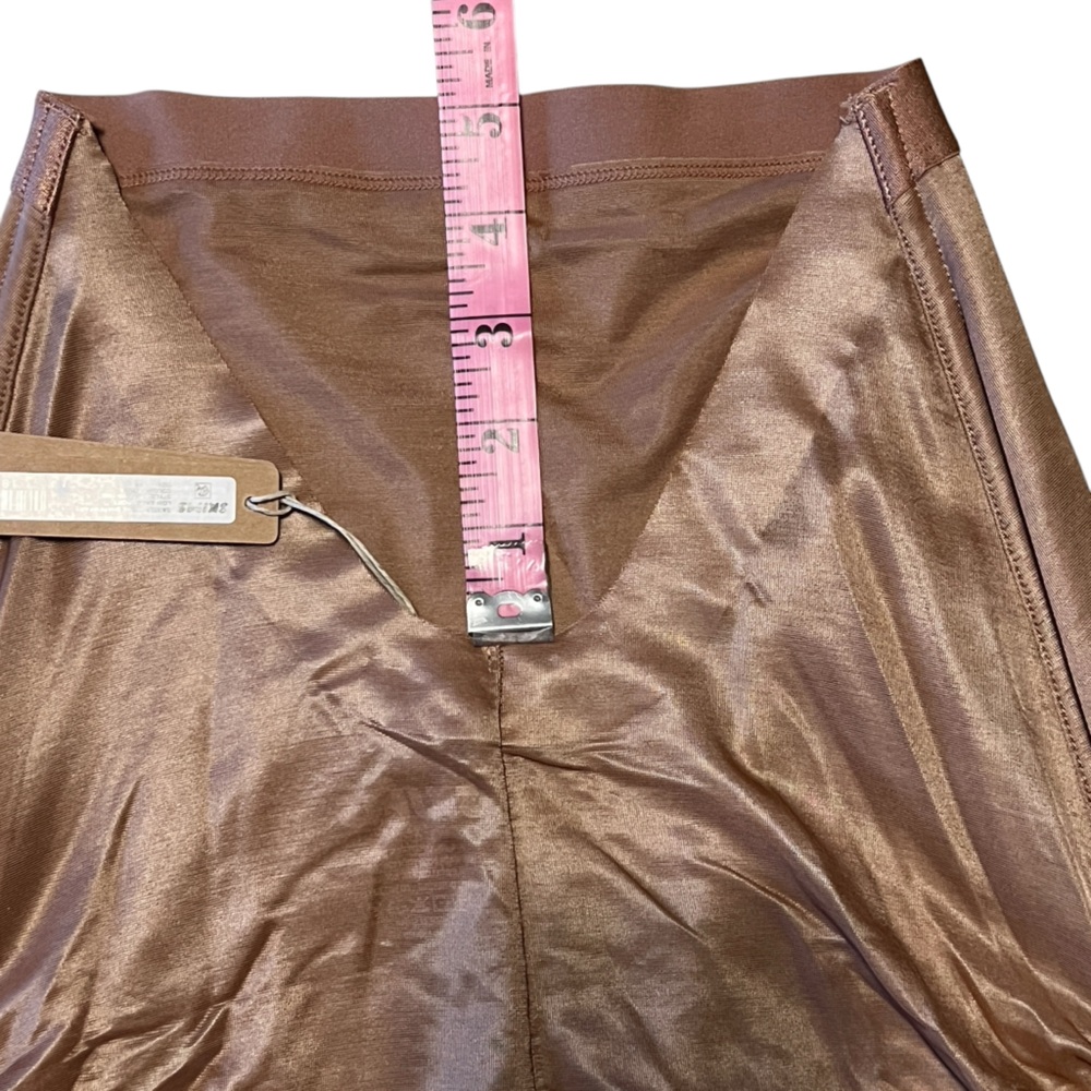 Skims Barely There Shapewear Low Back Shorts in Sienna size XS NWT - Picture 9 of 13